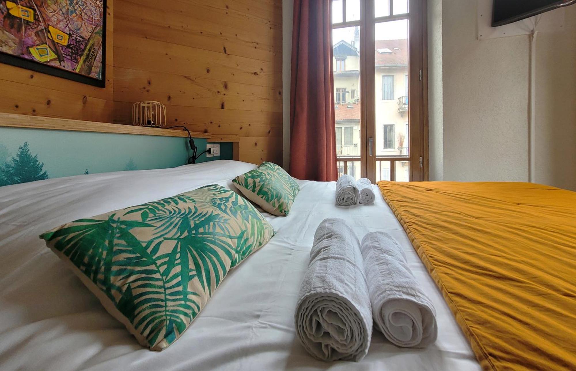 L'Isle - Lofts & Lakes Certified 5-Stars Annecy Esterno foto